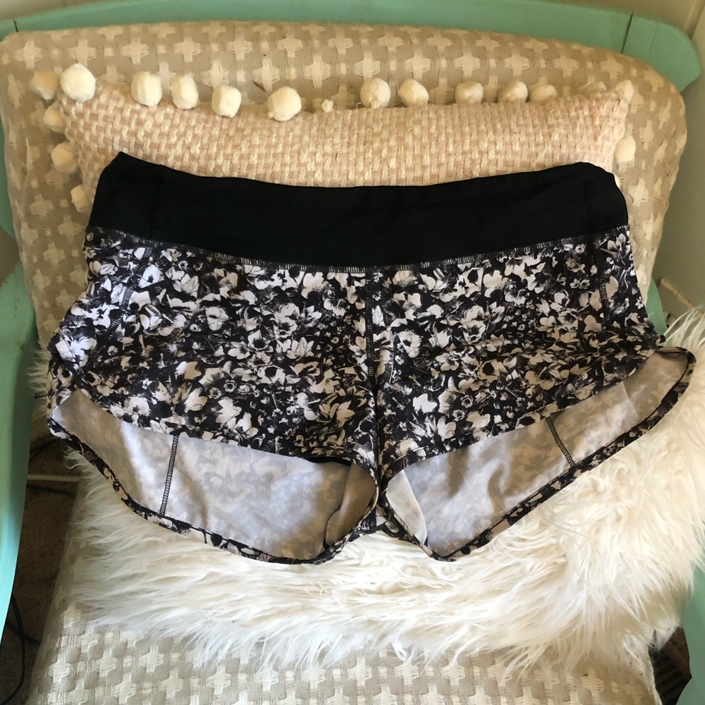 Lululemon shorts size 8